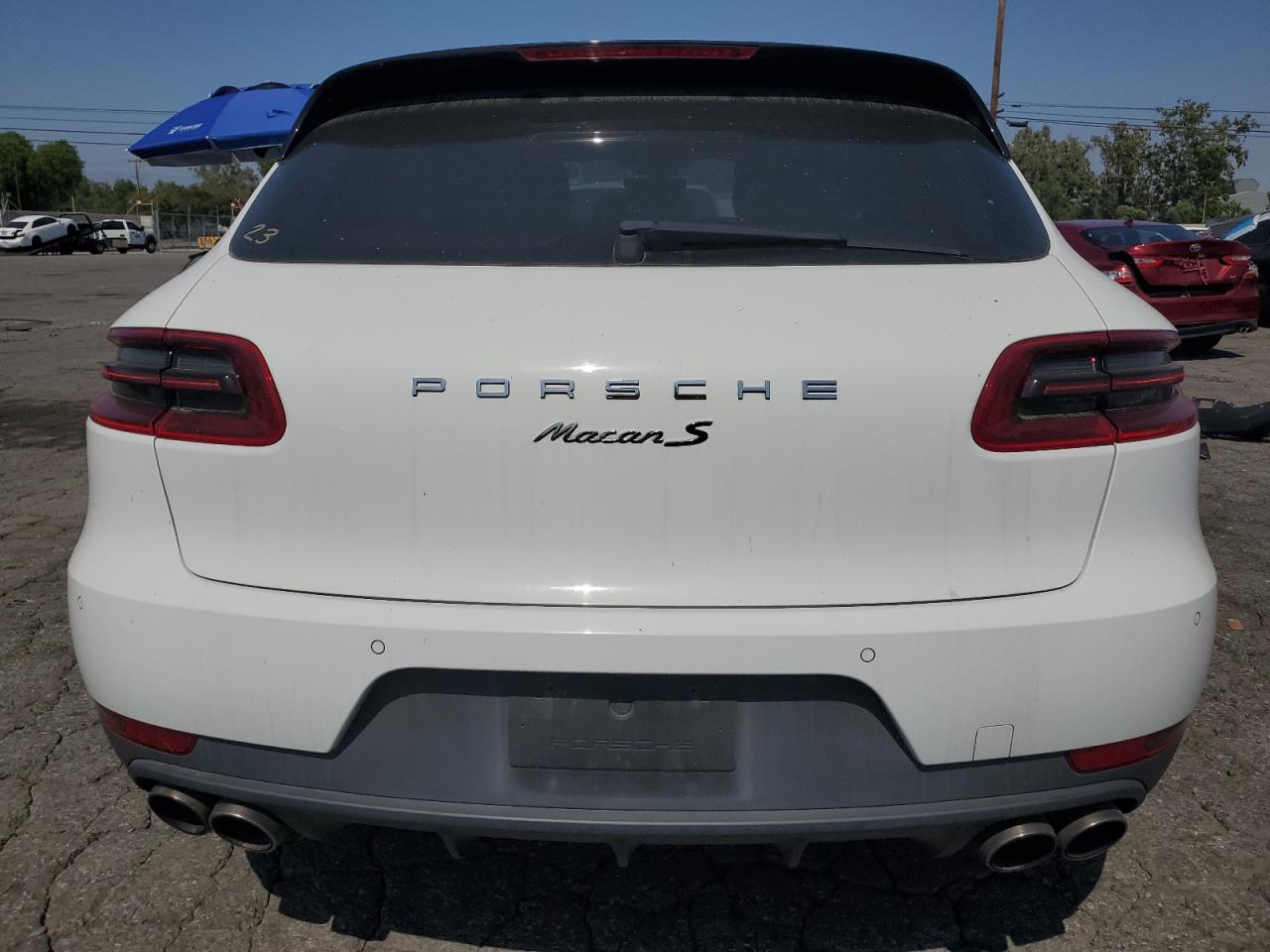 2017 Porsche Macan S VIN: WP1AB2A56HLB13089 Lot: 62510885