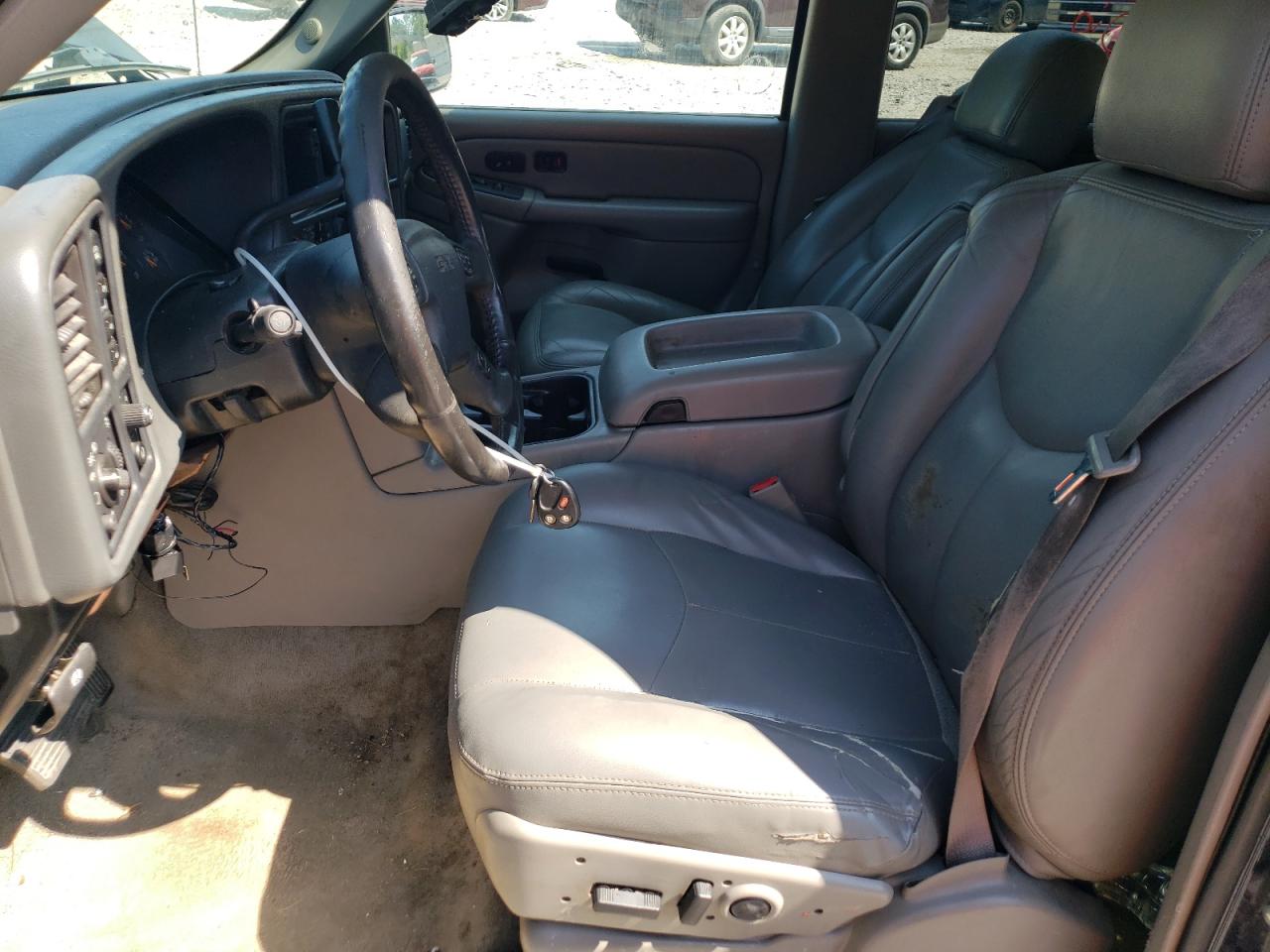 2005 GMC Yukon VIN: 1GKEK13T45R224519 Lot: 62450485