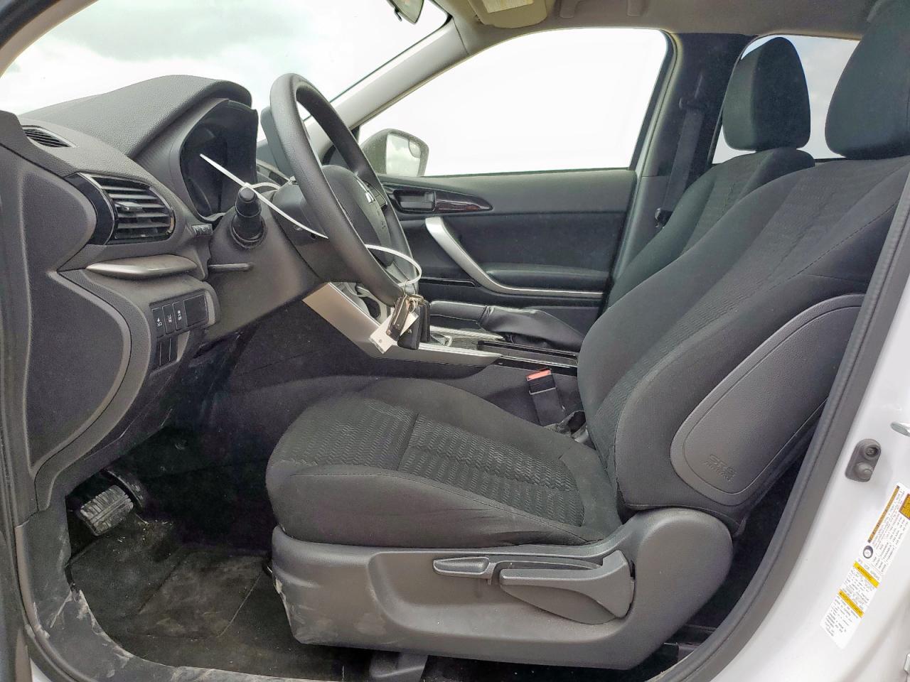 2024 Mitsubishi Eclipse Cross Le VIN: JA4ATVAAXRZ005077 Lot: 59604165