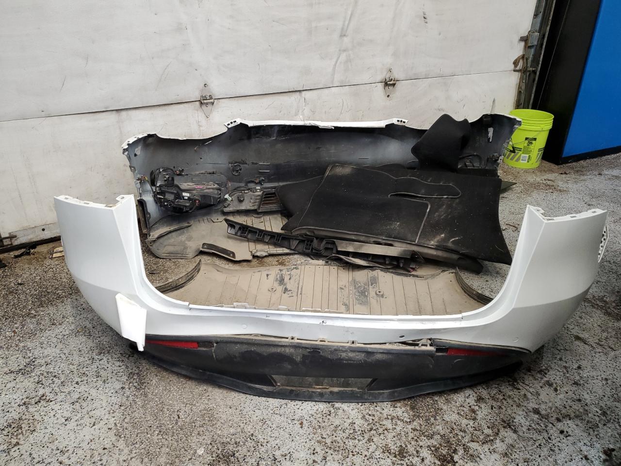 2020 Tesla Model Y VIN: 5YJYGDEF0LF017910 Lot: 61418995