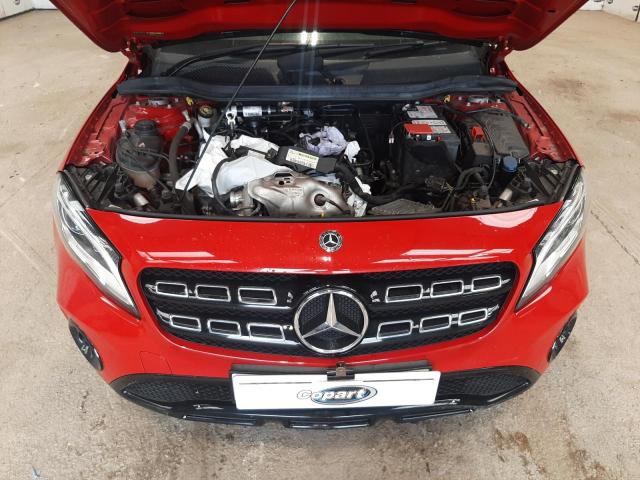 2019 MERCEDES BENZ GLA 180 UR