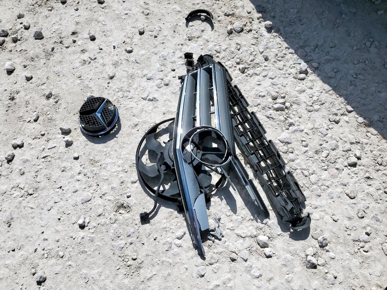 2012 Mercedes-Benz C 250 VIN: WDDGF4HB8CR224424 Lot: 62462355