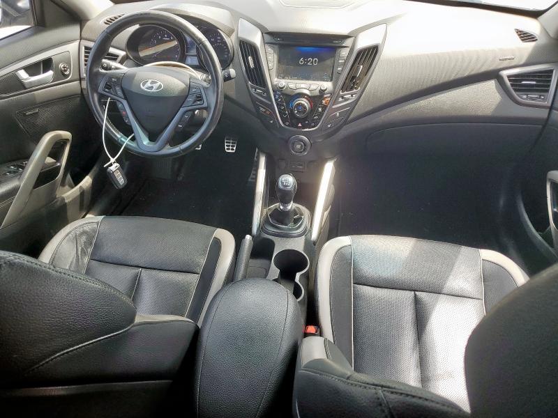  HYUNDAI VELOSTER 2013 Srebrny