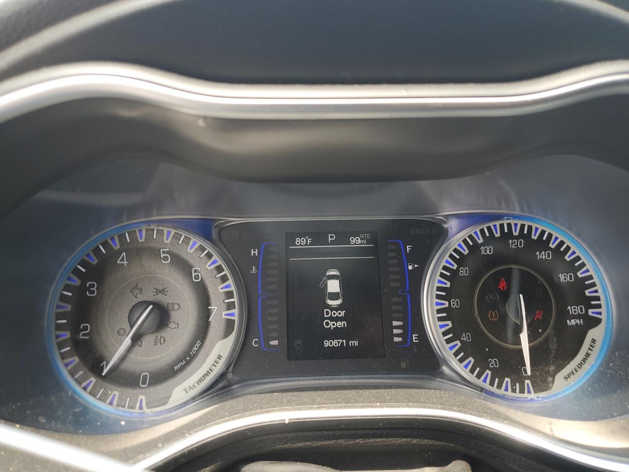 2015 Chrysler 200 Lx VIN: 1C3CCCFB2FN682555 Lot: 59291335