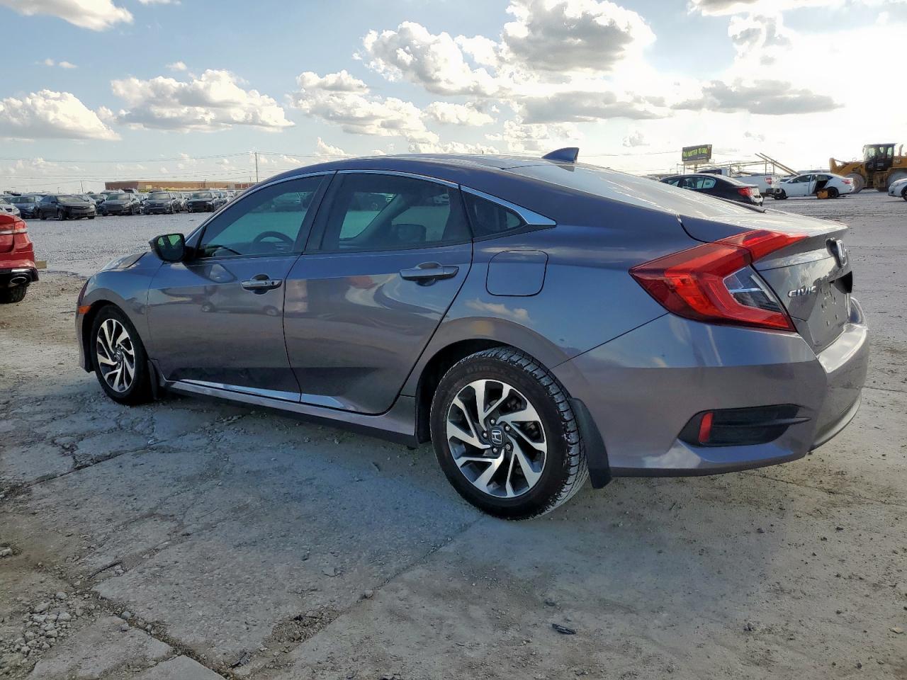 HONDA CIVIC 2017 VIN 19XFC2F7XHE078709 zdjęcie 2