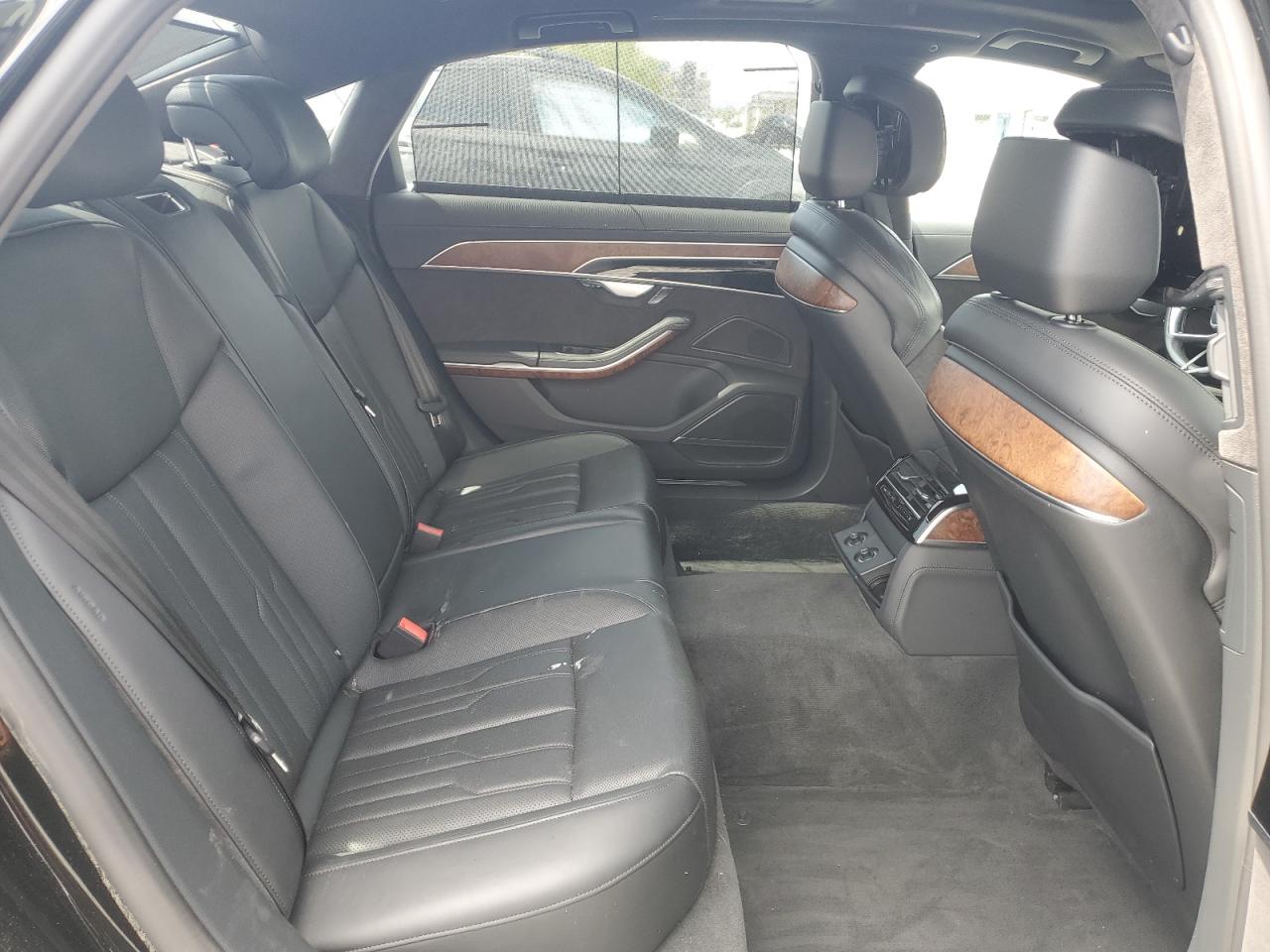 2019 Audi A8 L VIN: WAU8EAF86KN024975 Lot: 60498595