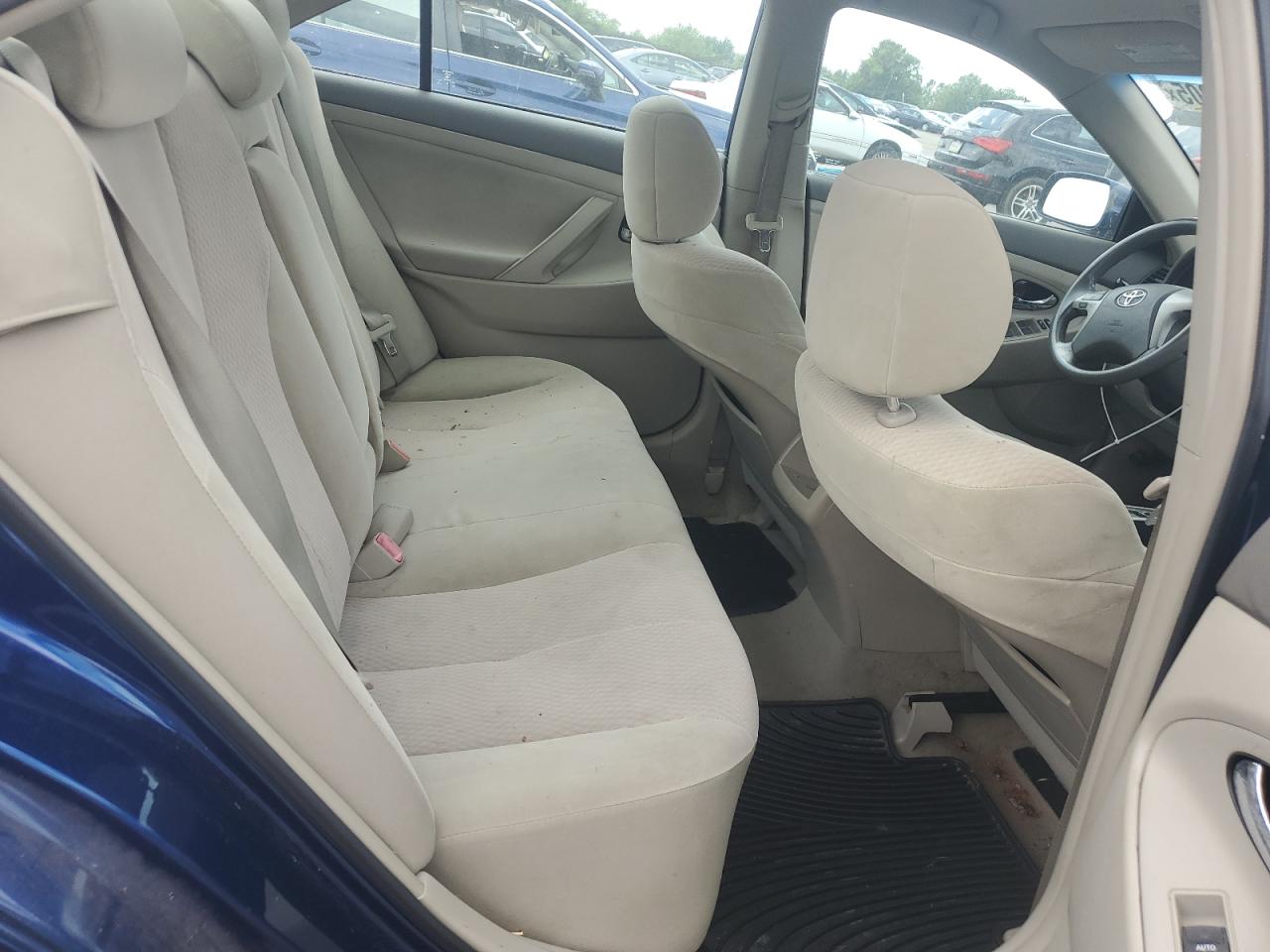 2011 Toyota Camry Base VIN: 4T1BF3EK3BU636020 Lot: 62430905
