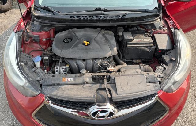 Coupet HYUNDAI ELANTRA 2014 Red