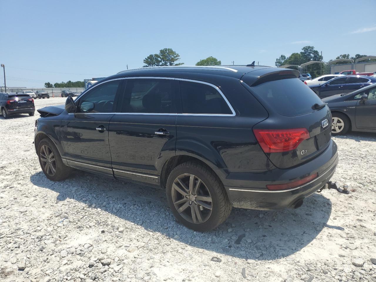 AUDI Q7 2015 VIN WA1LGAFEXFD017577 фото 2