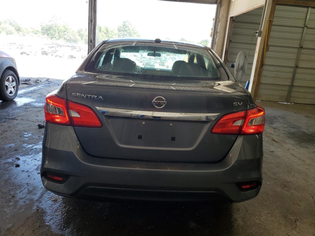 2018 Nissan Sentra S VIN: 3N1AB7AP7JL635162 Lot: 62701175