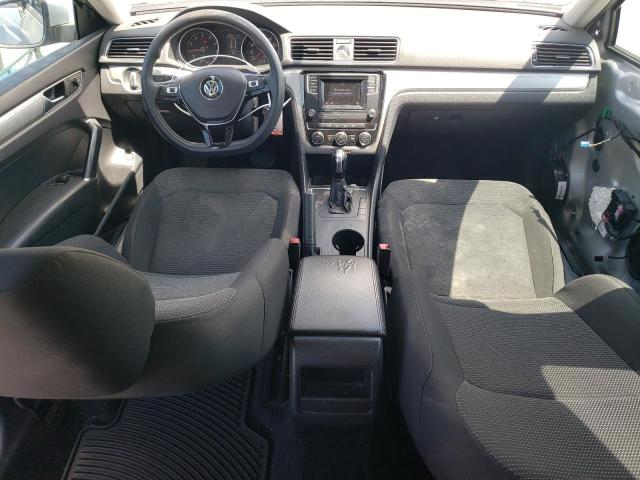  VOLKSWAGEN PASSAT 2017 Сріблястий