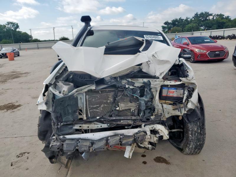  TOYOTA TACOMA 2019 White