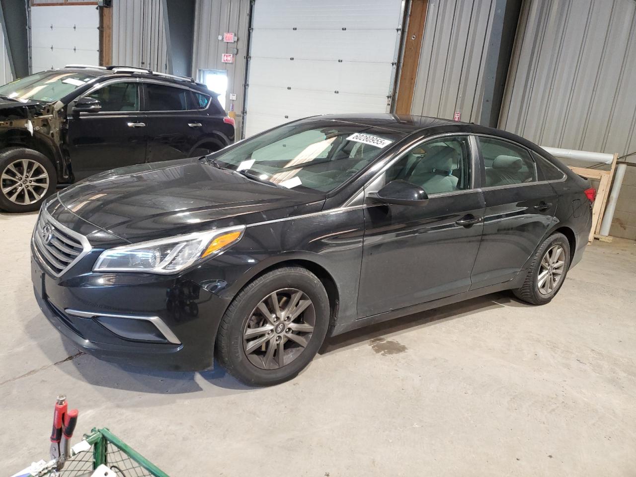 West Mifflin, PA에서 판매 중인 2016 Hyundai Sonata Se - Rear End