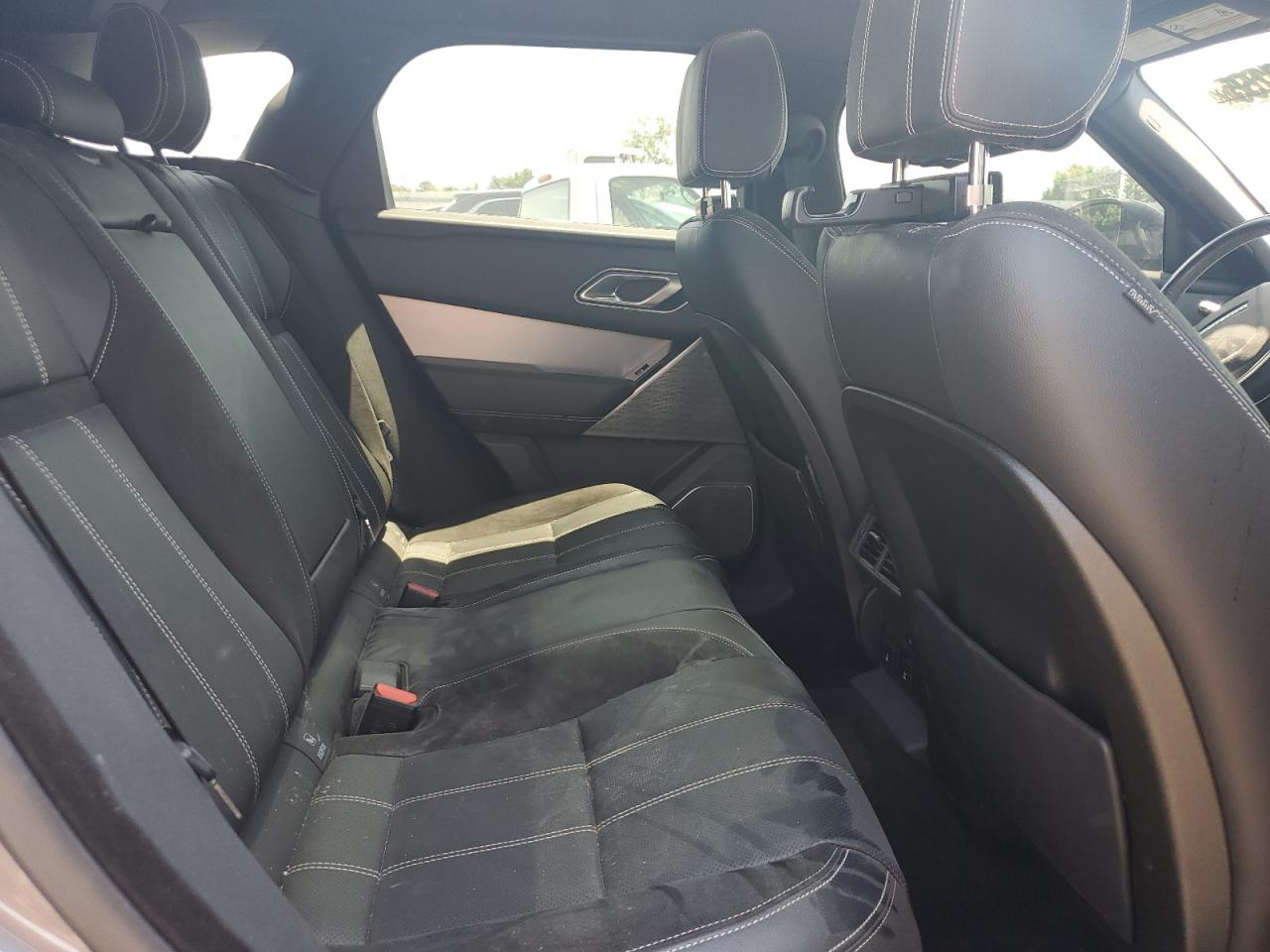 2019 Land Rover Range Rover Velar R-Dynamic Se VIN: SALYL2EX9KA779433 Lot: 61991695