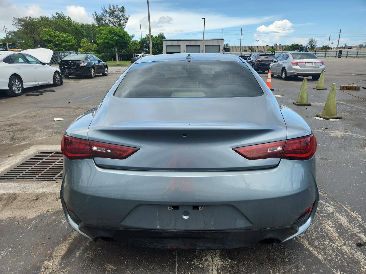 2018 Infiniti Q60 Luxe 300 VIN: JN1EV7EK7JM340544 Lot: 60369115