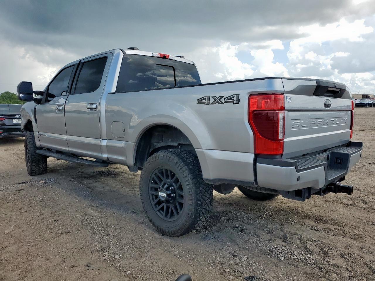 FORD F250 2020 VIN 1FT8W2BT1LED00254 photo 2
