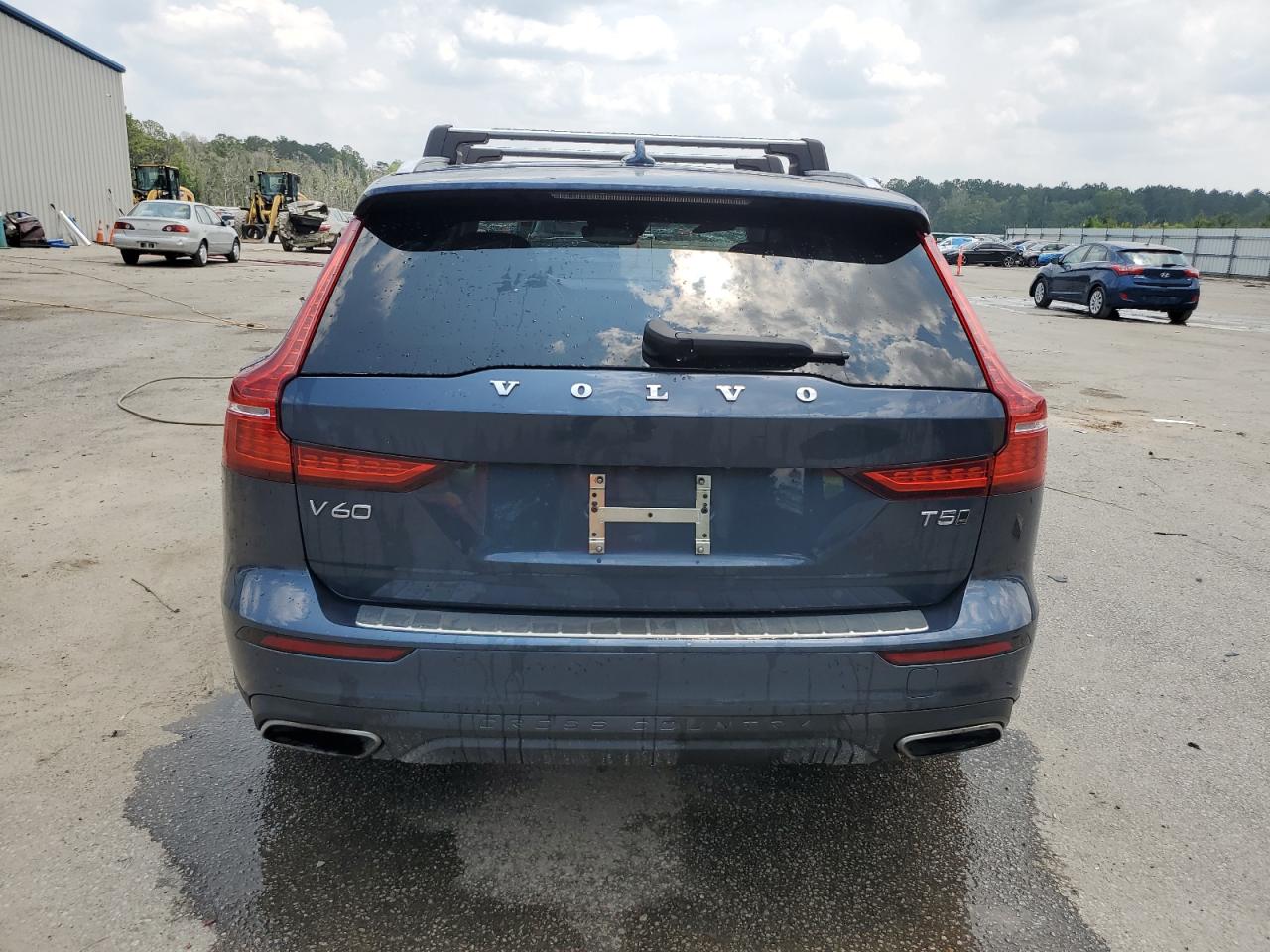 2020 Volvo V60 Cross Country T5 Momentum VIN: YV4102WK7L1042556 Lot: 60812525
