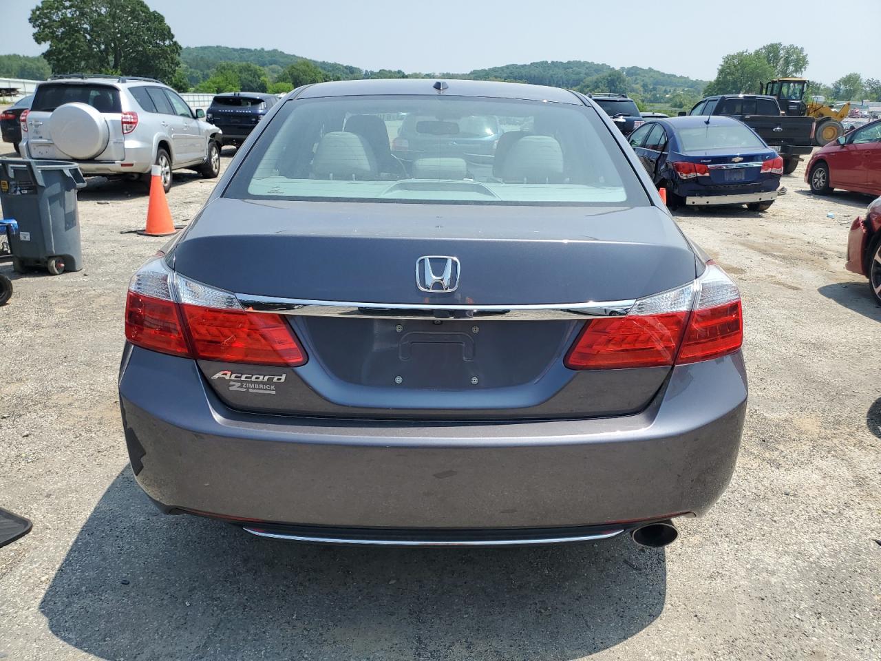 2015 Honda Accord Exl VIN: 1HGCR2F84FA272843 Lot: 61009575