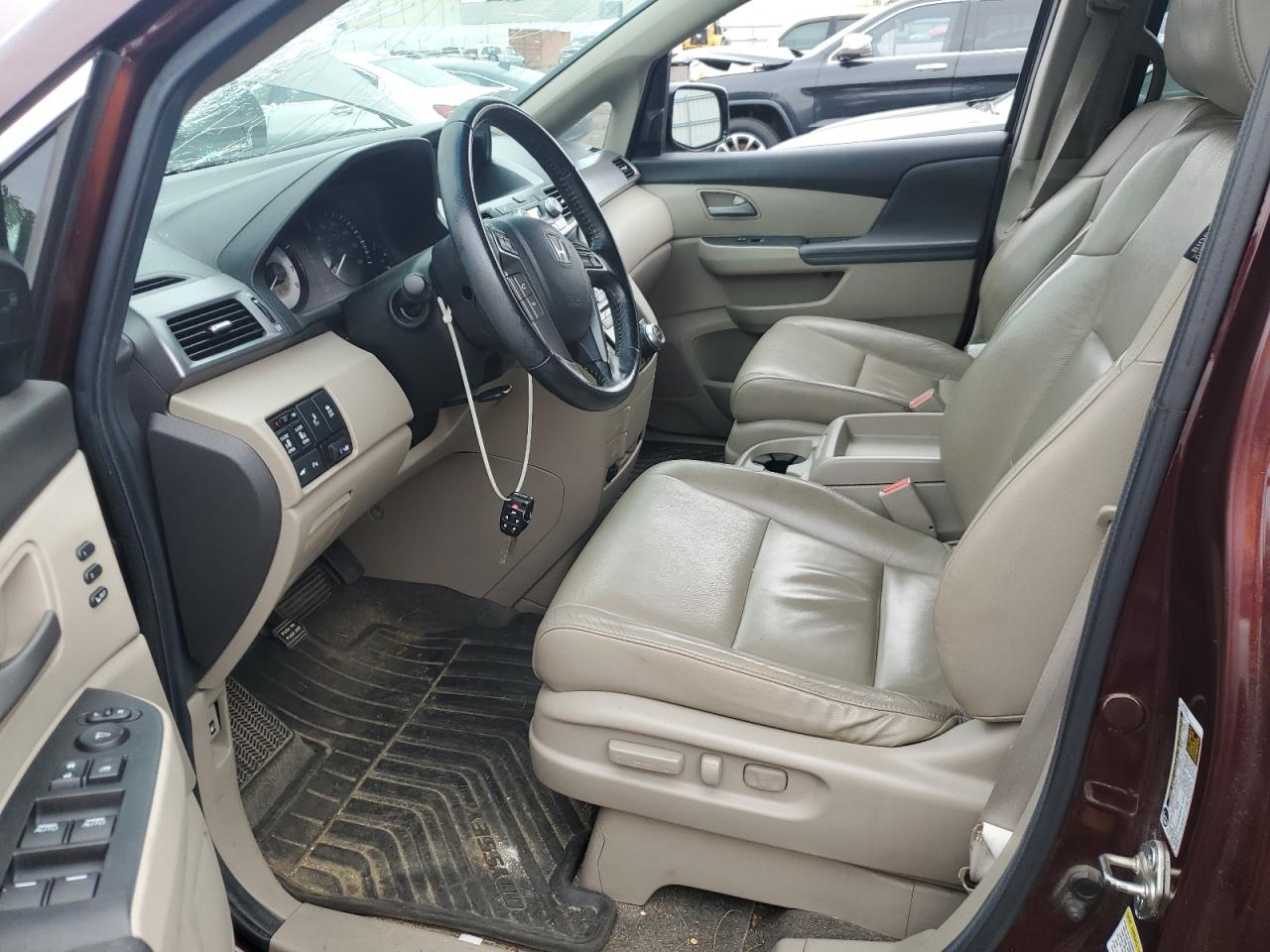 HONDA ODYSSEY 2013 VIN 5FNRL5H96DB014152 фото 7