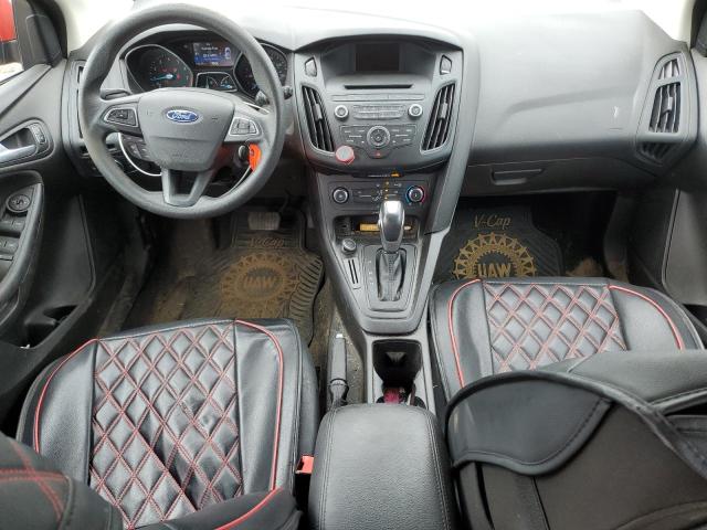  FORD FOCUS 2015 Czerwony