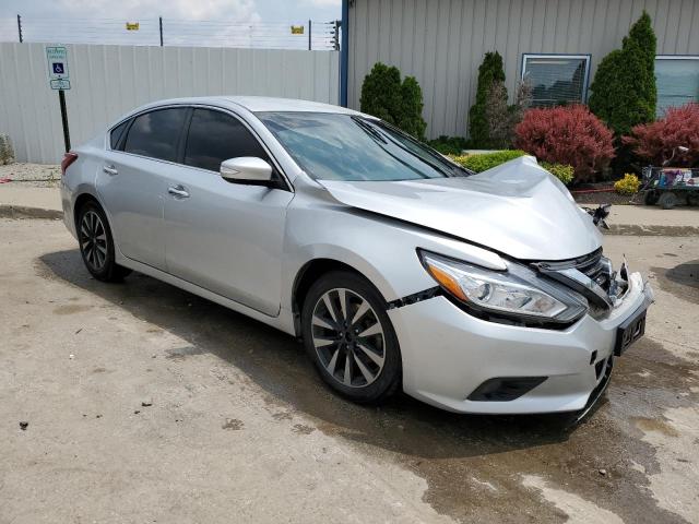  NISSAN ALTIMA 2018 Серебристый