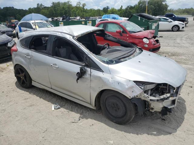 Hatchbacks FORD FOCUS 2013 Silver