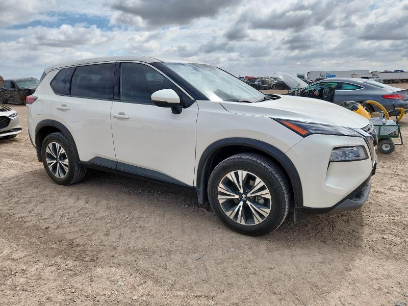  NISSAN ROGUE 2021 White