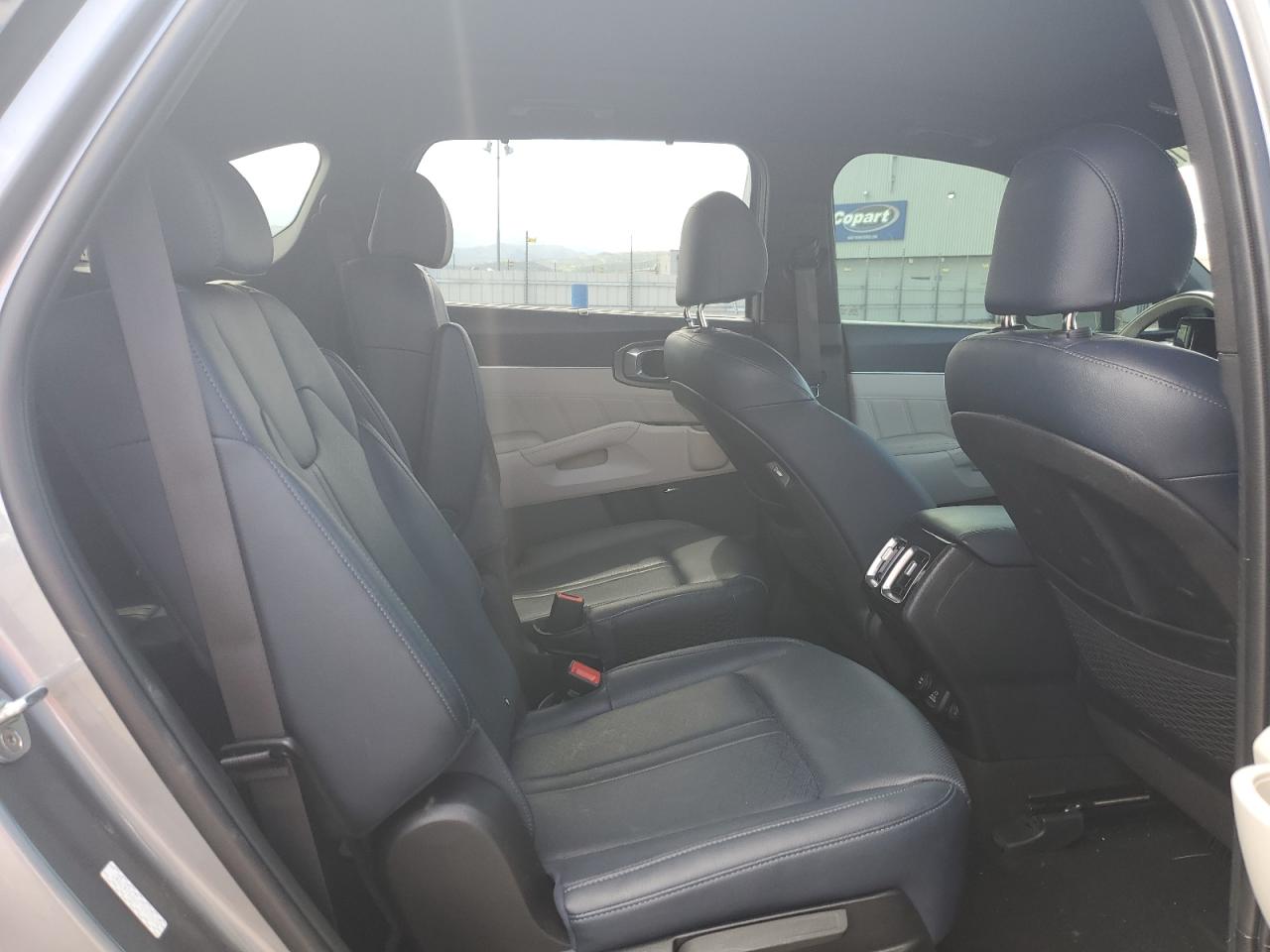 KIA SORENTO 2023 VIN KNDRKDLG9P5147447 photo 11