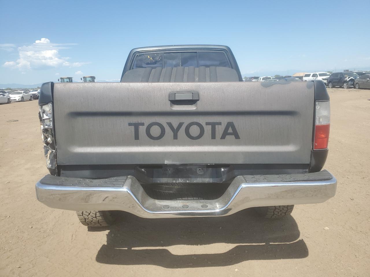 1992 Toyota Pickup 1/2 Ton Short Wheelbase Dlx VIN: JT4RN01P5N0029280 Lot: 60817115