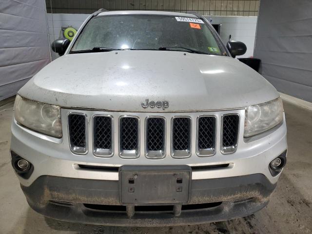  JEEP COMPASS 2013 Srebrny