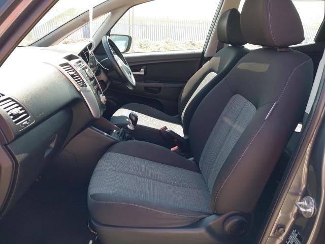 2011 KIA VENGA 2