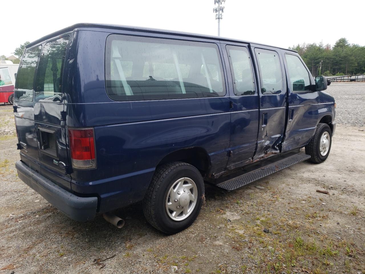 FORD ALL Models 2011 VIN 1FBNE3BL8BDA38379 zdjęcie 3