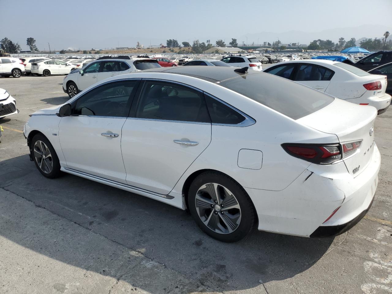 HYUNDAI SONATA 2018 VIN KMHE34L33JA085756 zdjęcie 2