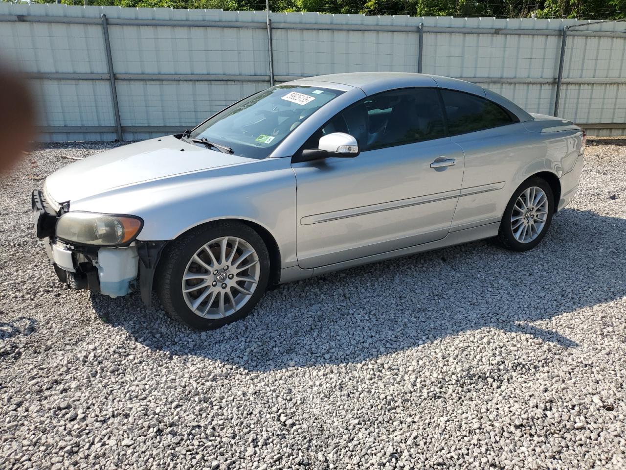 2008 Volvo C70 T5 na sprzedaż w Hurricane, WV - Front End