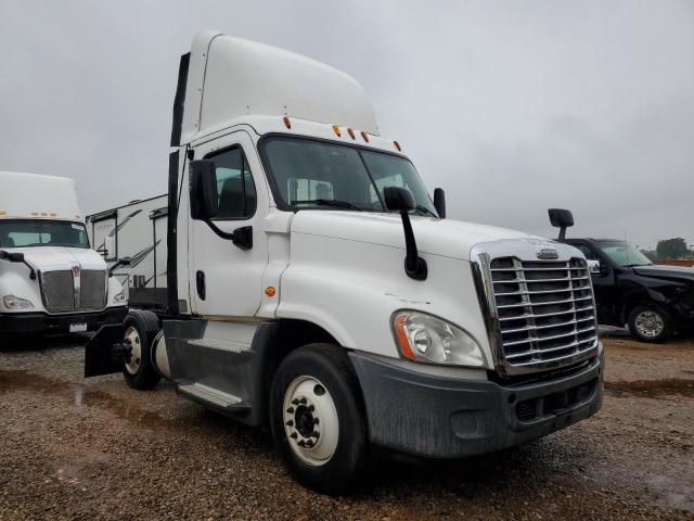 2015 Freightliner Cascadia 125 Semi Truck