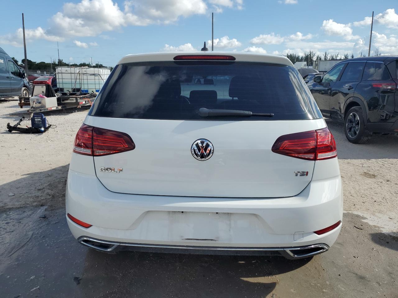 2018 Volkswagen Golf S VIN: 3VWG17AU8JM252094 Lot: 60637705