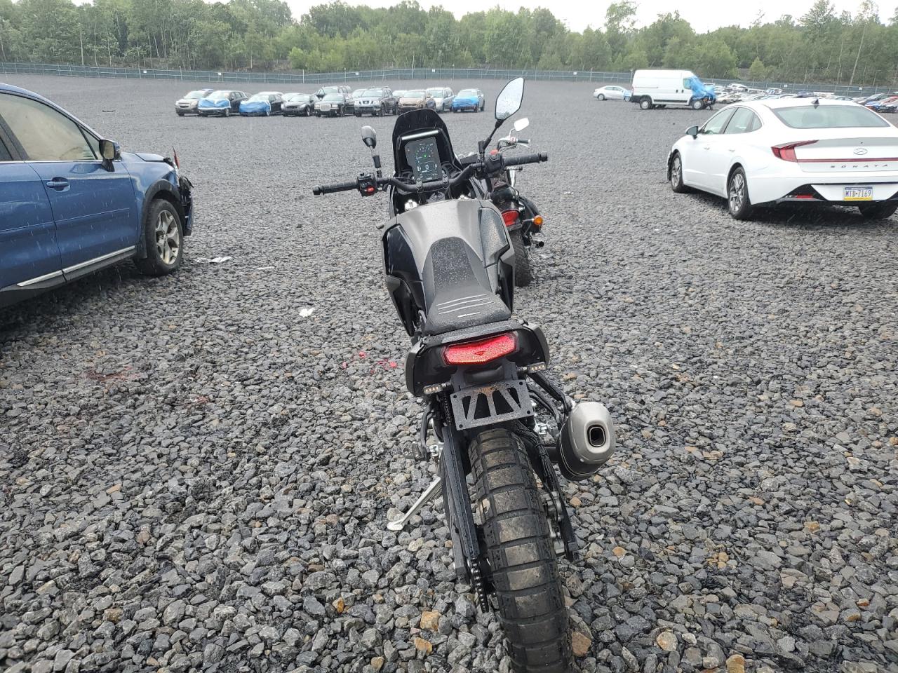 YAMAHA XTZ690 2025 VIN JYADM17E1SA000885 zdjęcie 4