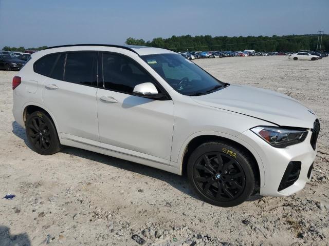  BMW X1 2021 Белы