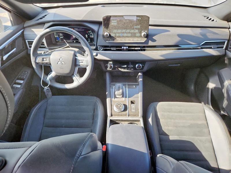  MITSUBISHI OUTLANDER 2024 Black