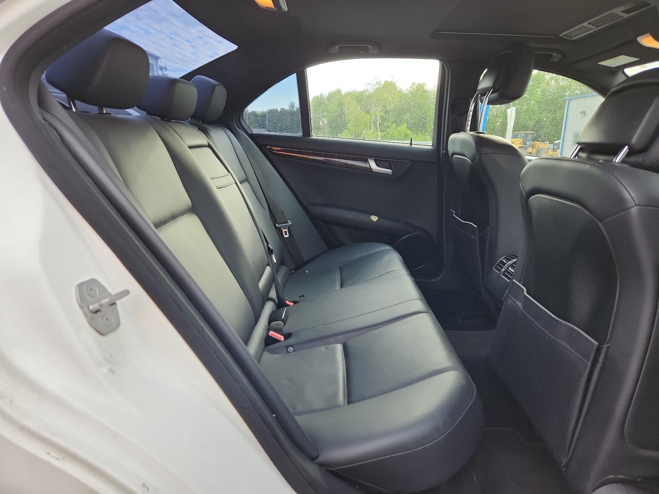 2013 Mercedes-Benz C 300 4Matic VIN: WDDGF8AB0DR295586 Lot: 61838225