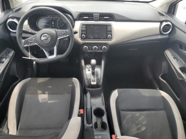  NISSAN VERSA 2020 Серебристый