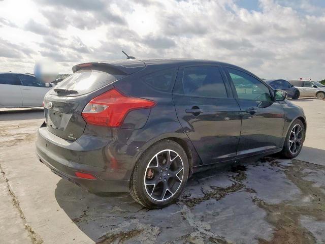  FORD FOCUS 2014 Black