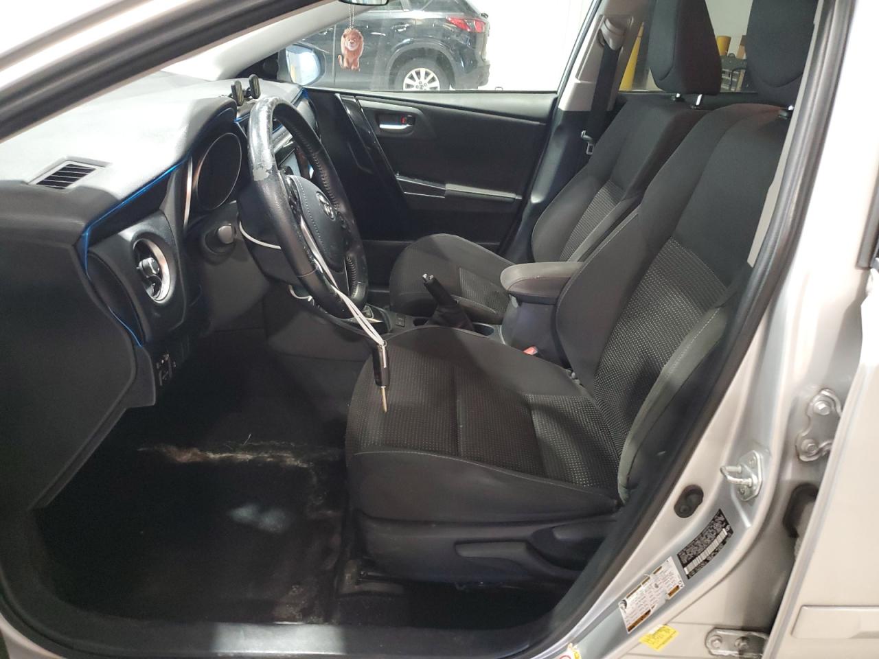 2018 Toyota Corolla Im VIN: JTNKARJE3JJ557609 Lot: 62709405