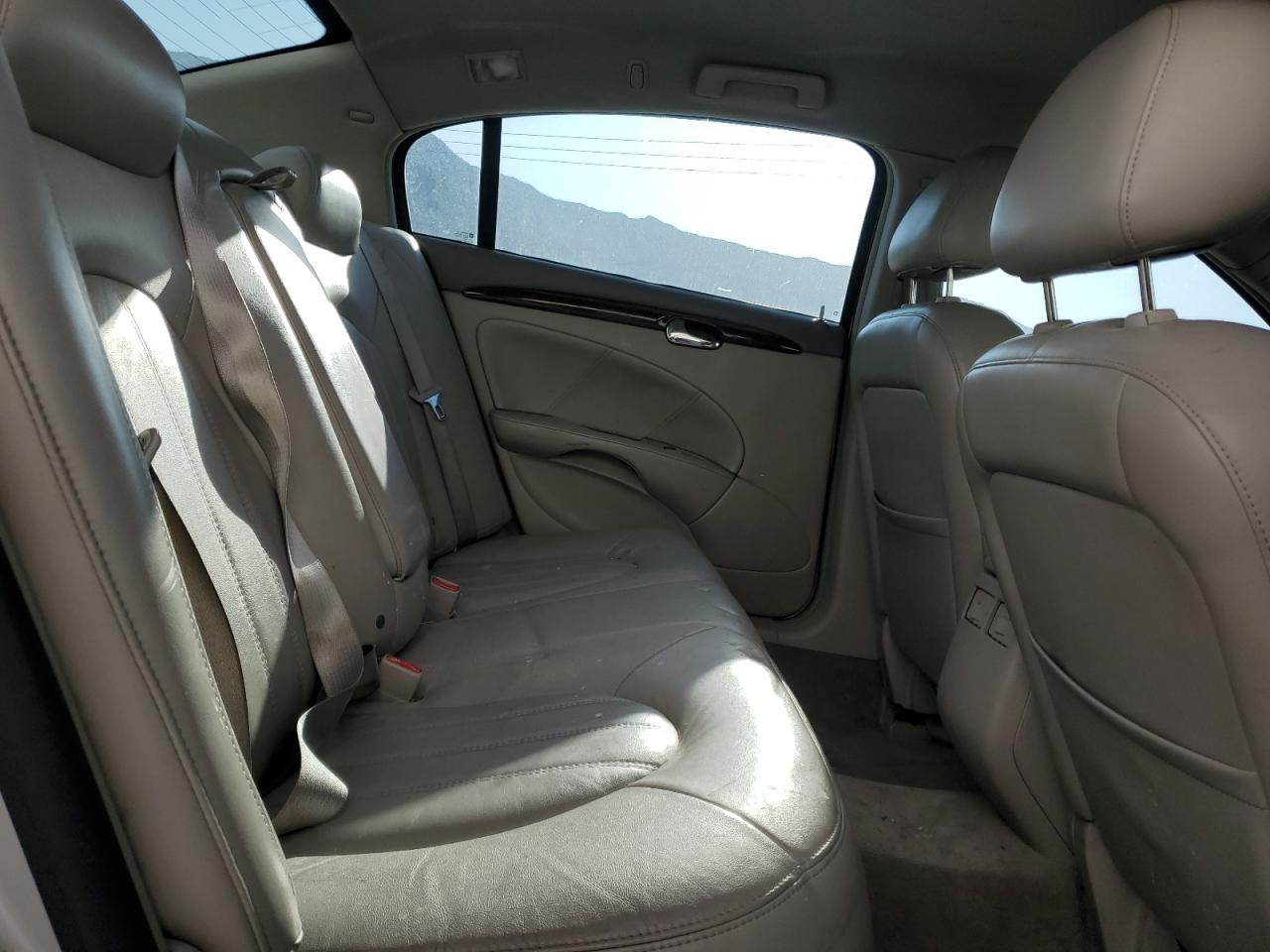 2010 Buick Lucerne Cxl VIN: 1G4HC5EM0AU102987 Lot: 59333035