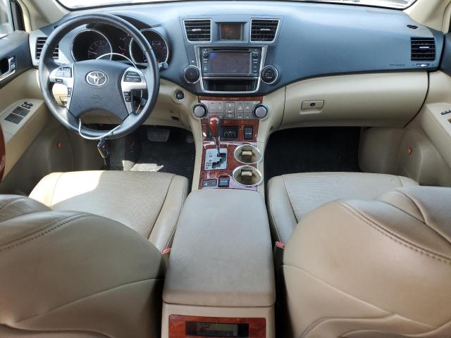 Parquets TOYOTA HIGHLANDER 2013 Biały