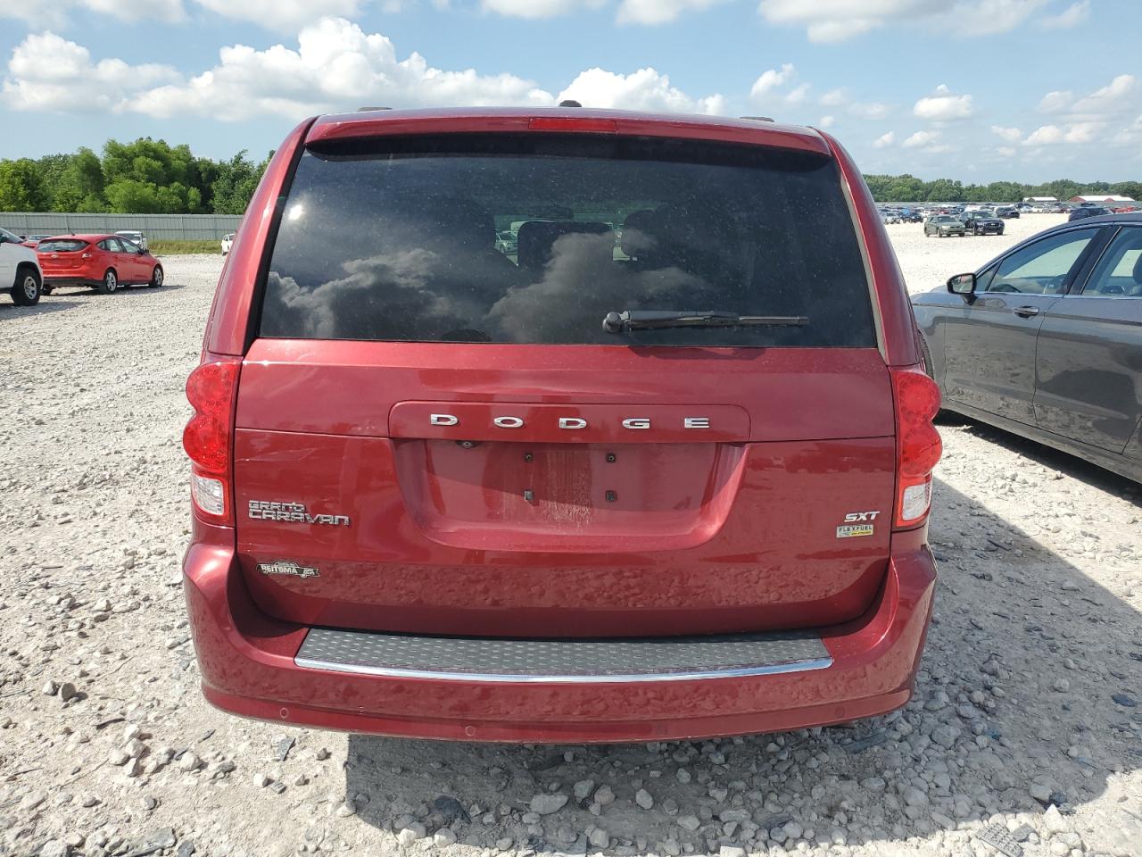 2014 Dodge Grand Caravan Sxt VIN: 2C4RDGCG5ER354798 Lot: 62827845