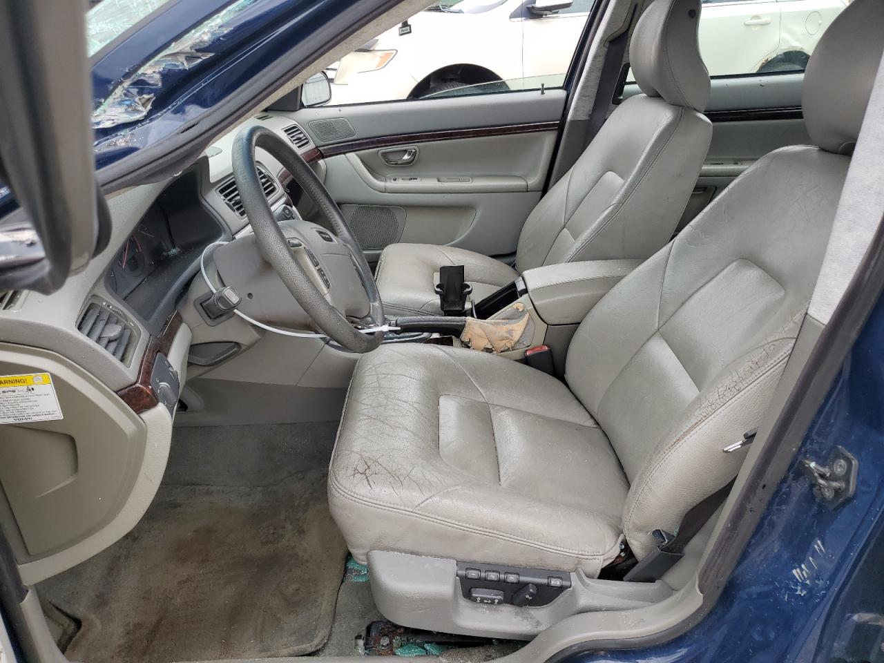 2001 Volvo S80 VIN: YV1TS94D011210368 Lot: 61094305