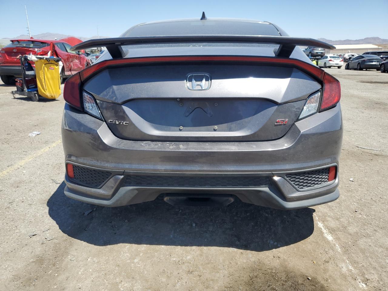 2018 Honda Civic Si VIN: 2HGFC3A53JH751704 Lot: 61819625