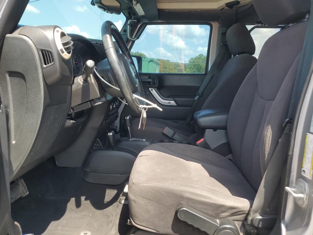 2015 Jeep Wrangler Unlimited Sport VIN: 1C4BJWDG3FL611065 Lot: 61036575