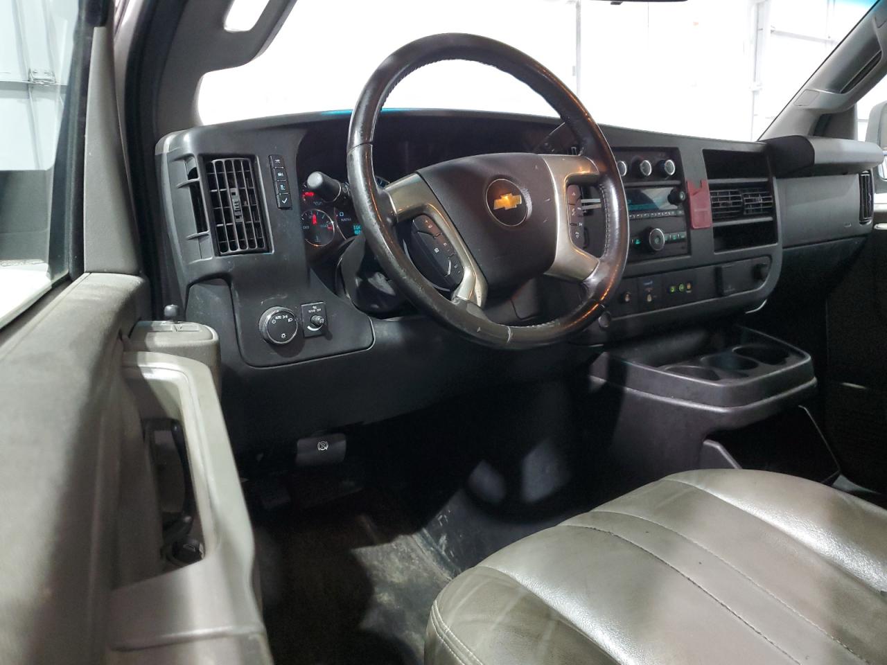 2019 Chevrolet Express G2500 VIN: 1GCWGAFG1K1195734 Lot: 59552005
